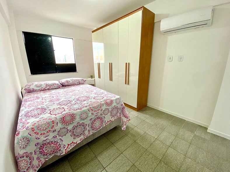 Apartamento 3/4 com AR a 200m do Shopping Jardins